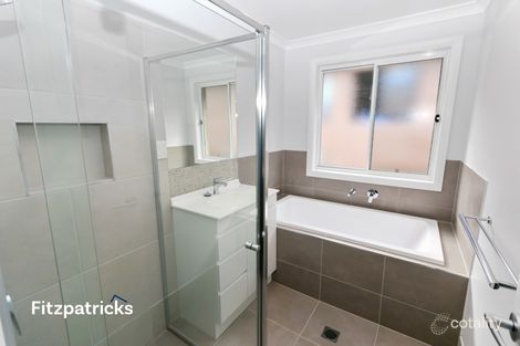 Property photo of 105 Bradman Drive Boorooma NSW 2650