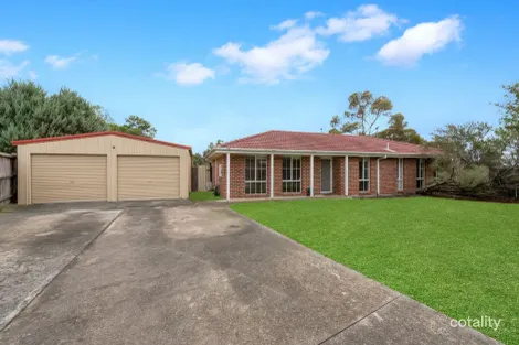 88 Dunbarton Dr, Pakenham, VIC 3810