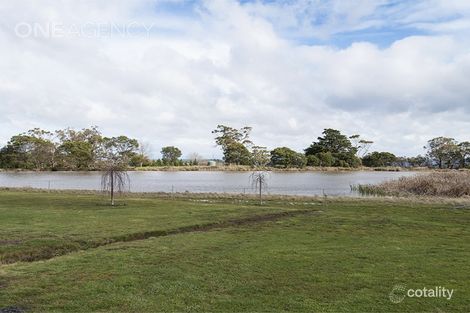 Property photo of 23 White Gum Rise St Leonards TAS 7250