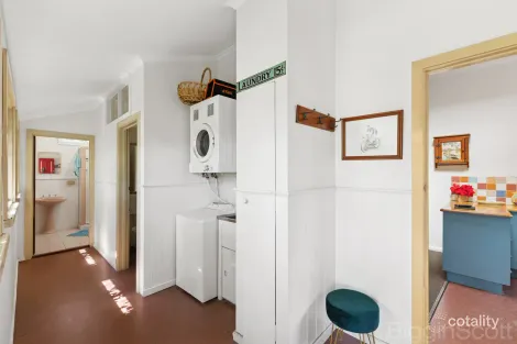 Property photo of 2 Fifth Street Hepburn Springs VIC 3461