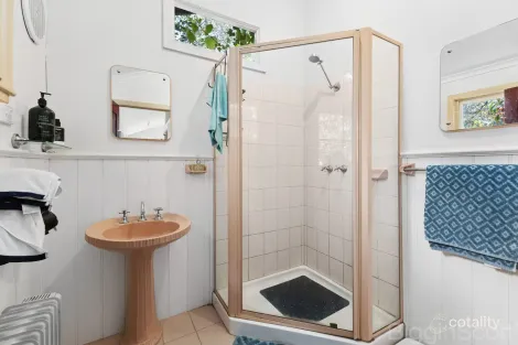 Property photo of 2 Fifth Street Hepburn Springs VIC 3461