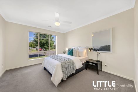 Property photo of 10 Edmondshaw Drive Deer Park VIC 3023