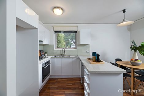 Property photo of 1/26-28 Disraeli Street Kew VIC 3101