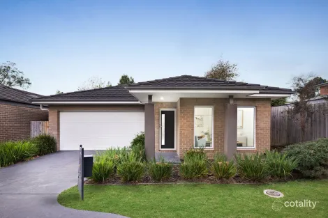 18 Silvergrass Ct, Croydon, VIC 3136
