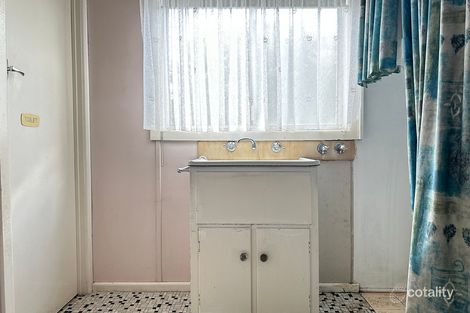 Property photo of 112 The Boulevard Thomastown VIC 3074