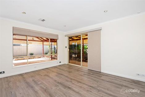 Property photo of 28 Nyrang Circuit Woodcroft SA 5162