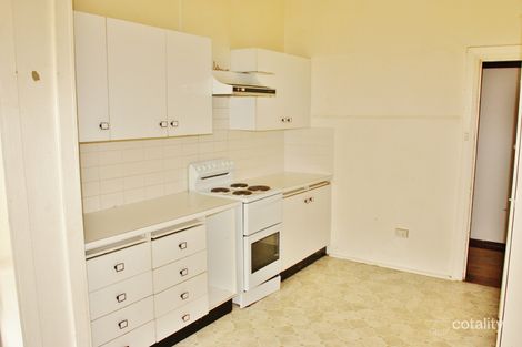 Property photo of 73 Thornhill Street Young NSW 2594