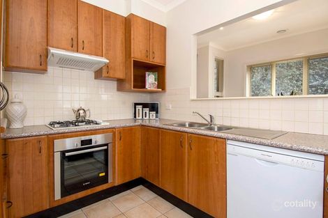 Property photo of 1/16 Esmale Street Strathmore VIC 3041