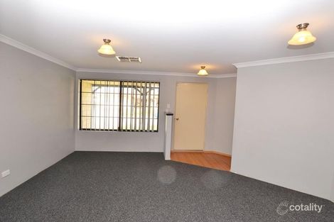 Property photo of 26 Pastrana Crescent Port Kennedy WA 6172