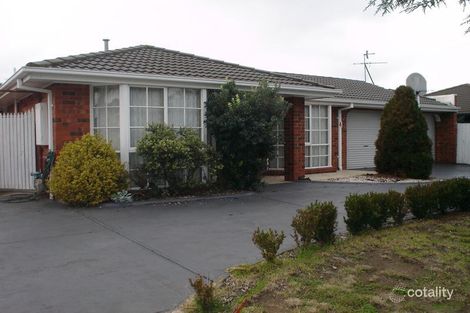 Property photo of 4 Oates Court Taylors Lakes VIC 3038