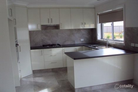 Property photo of 1/4 Moore Court Chinchilla QLD 4413