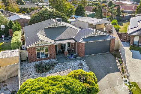 10 Rachel Ct, Sebastopol, VIC 3356