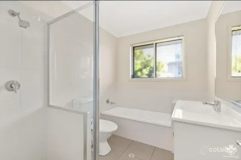 Property photo of 439 Elizabeth Avenue Kippa-Ring QLD 4021