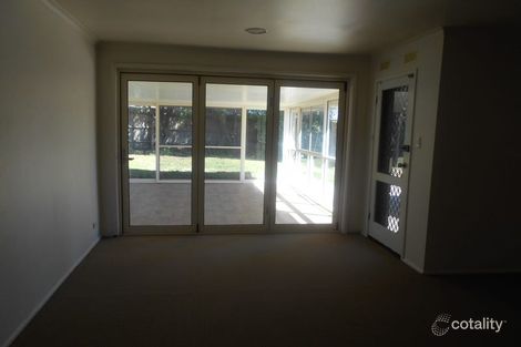 Property photo of 268 James Cook Drive Endeavour Hills VIC 3802