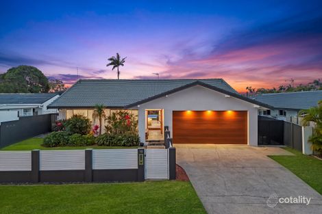 13 Inveray Ave, Benowa, QLD 4217