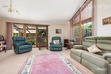 Property photo of 6 Tralea Place Frankston VIC 3199