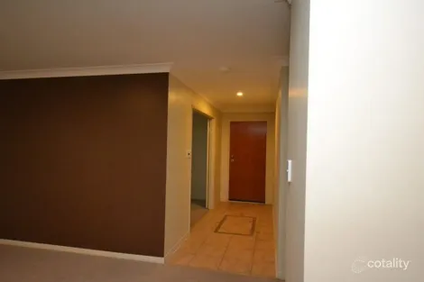 Property photo of 66 Tee Trees Boulevard Arundel QLD 4214