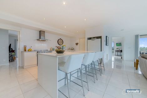 Property photo of 21 Jackson Drive Drouin VIC 3818