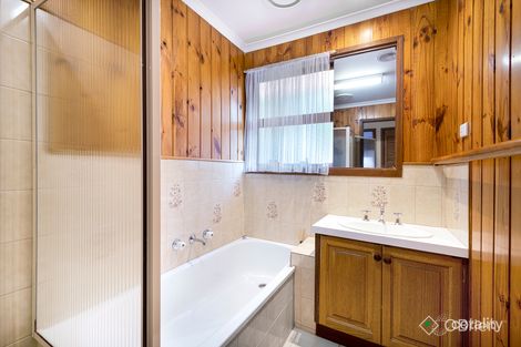 Property photo of 8 Rushcliffe Court Frankston VIC 3199