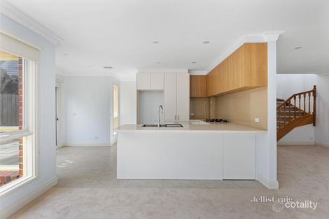 Property photo of 3/29 Kangaroo Road Murrumbeena VIC 3163