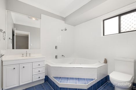 Property photo of 35 Glasstail Crescent Narangba QLD 4504