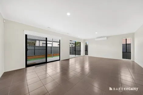 Property photo of 4 Grattan Street South Morang VIC 3752