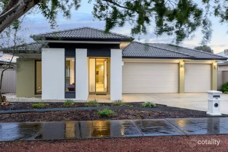 14 Chase Bvd, Alfredton, VIC 3350