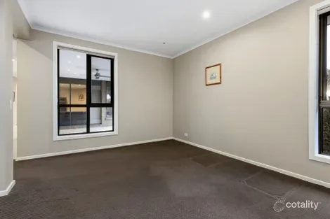 Property photo of 14 Chase Boulevard Alfredton VIC 3350