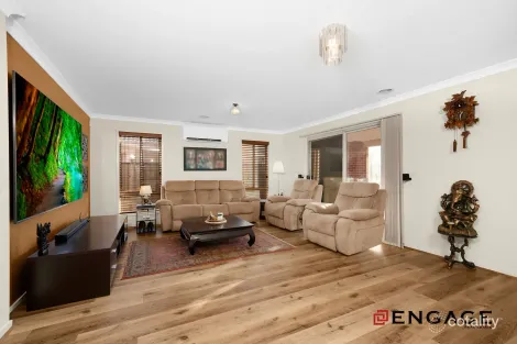 Property photo of 115 Penrose Promenade Tarneit VIC 3029