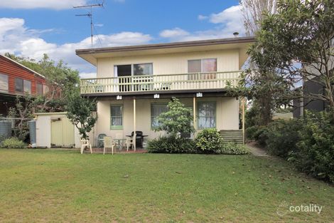 Property photo of 14 Myamba Parade Surfside NSW 2536