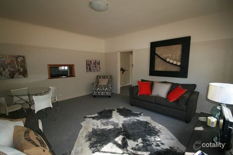 31 Old Lancefield Rd, Woodend, VIC 3442