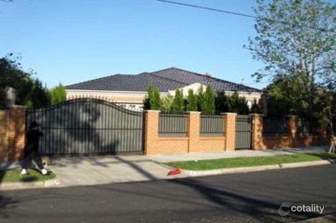 Property photo of 4 Crosbie Road Murrumbeena VIC 3163