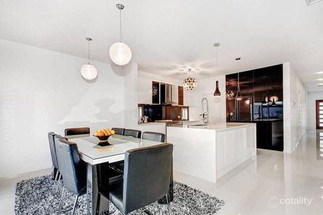 Property photo of 38 Centennial Park Drive Craigieburn VIC 3064