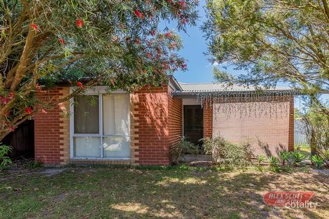 Property photo of 32 Pommel Street Pakenham VIC 3810