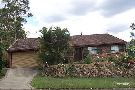 15 Stralock St, Chapel Hill, QLD 4069