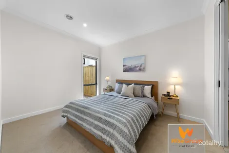 Property photo of 5 Olivia Lane Clyde VIC 3978