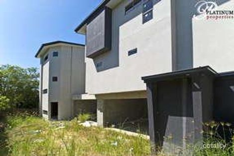 91 Pohlman St, Southport, QLD 4215