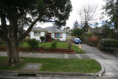 33 Homer Ave, Croydon South, VIC 3136