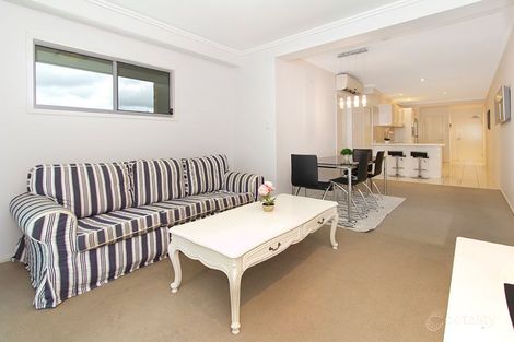 Property photo of 8/51 Lambert Road Indooroopilly QLD 4068
