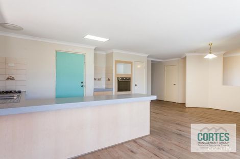 Property photo of 5 Oxalis Grove Beeliar WA 6164