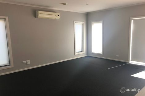 Property photo of 7 Northumberland Circuit Craigieburn VIC 3064