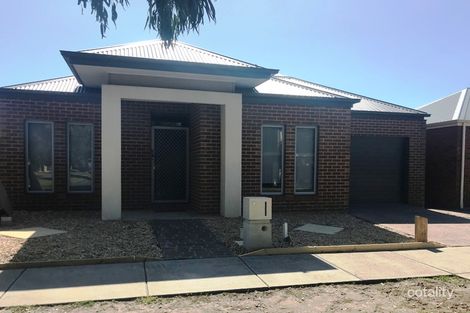Property photo of 7 Northumberland Circuit Craigieburn VIC 3064