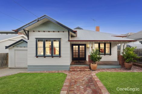 Property photo of 35 Girton Crescent Manifold Heights VIC 3218
