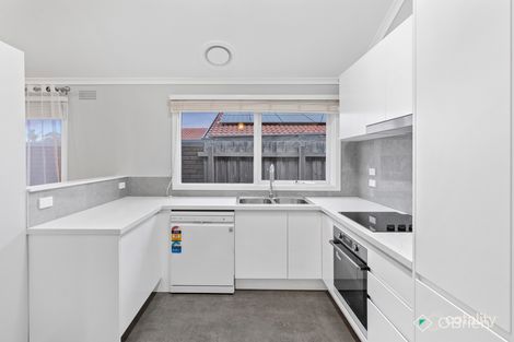 Property photo of 35 Callistemon Avenue Keysborough VIC 3173