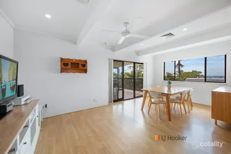 Property photo of 11 Joy Street Gorokan NSW 2263