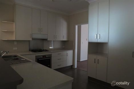 Property photo of 11 Roma Crescent Roma QLD 4455