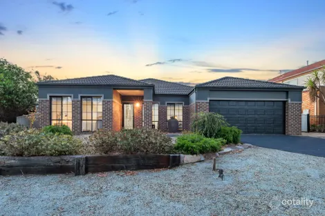 13 Arbour Rise, Pakenham, VIC 3810