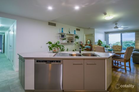 Property photo of 207/239 Esplanade Pialba QLD 4655