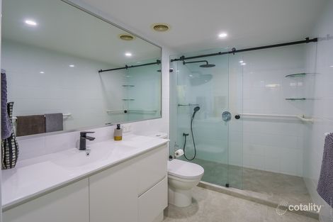 Property photo of 207/239 Esplanade Pialba QLD 4655