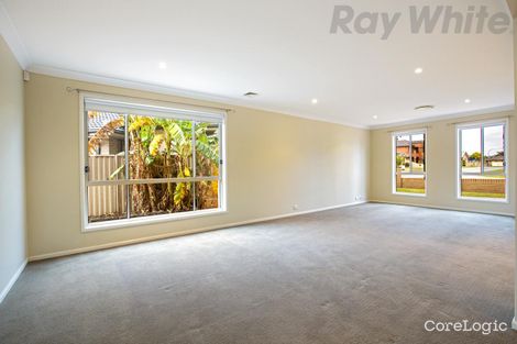 Property photo of 19 Bangalow Place Hoxton Park NSW 2171